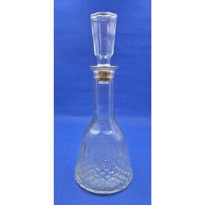 Vintage Mogen David Diamond Pattern Glass Decanter w/Stopper 12.75" Tall 1981